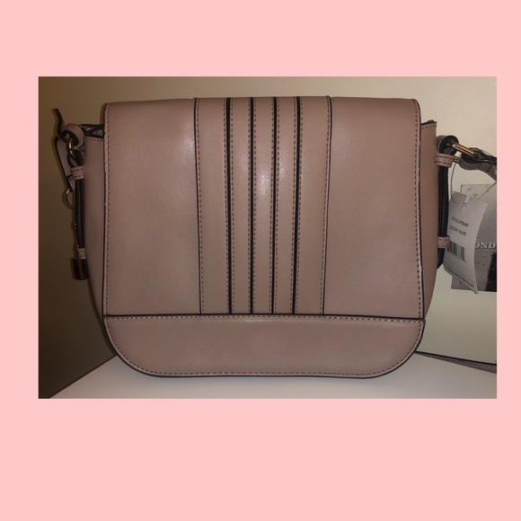 Purse - Picture 2 of 6